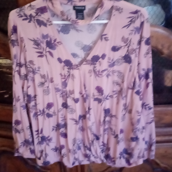 Blouse - Picture 4 of 5